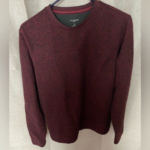 Crewneck maroon men’s sweater